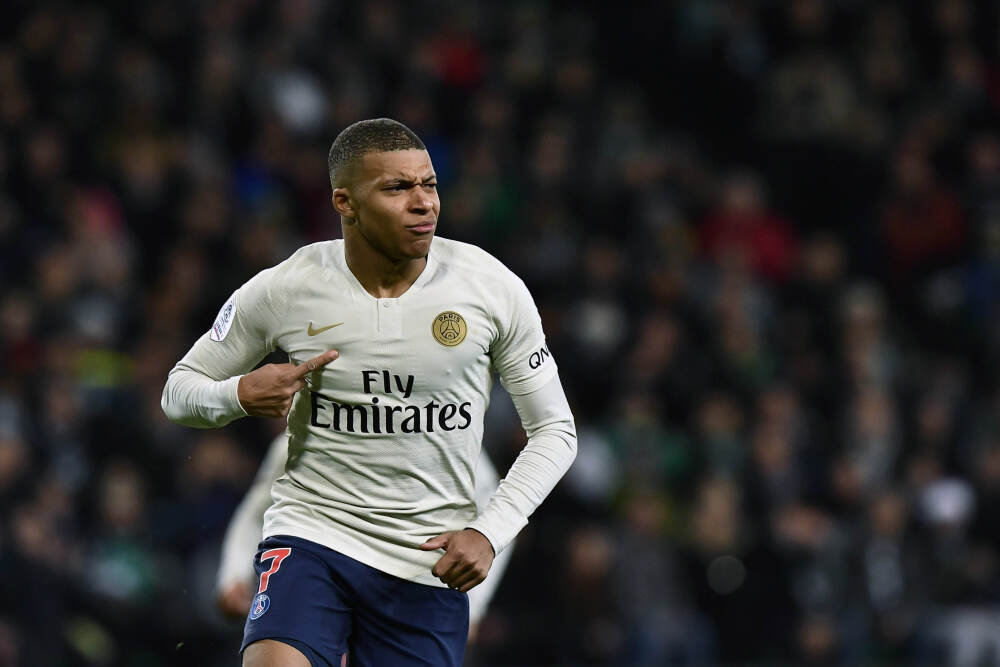 美国的“共识”崩塌？深度解析超级大国走向“名义共同体”的暗流